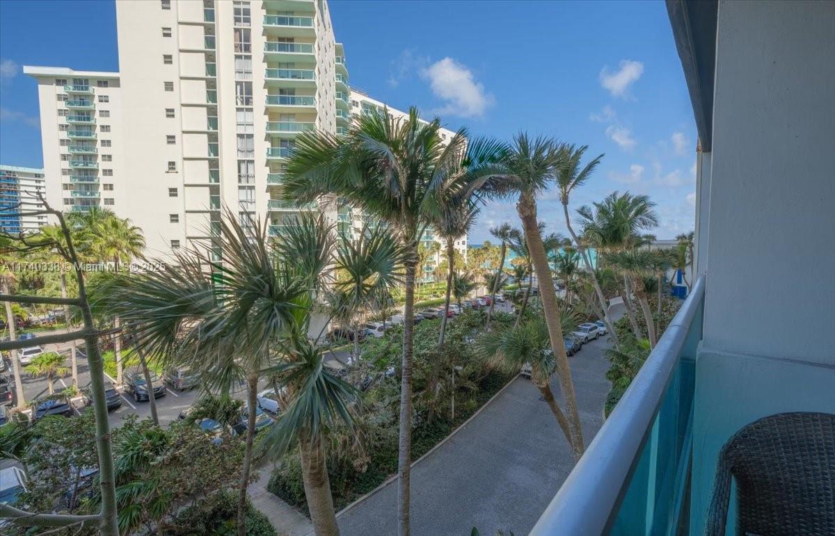4001 S Ocean Dr 4e Property Photo 26