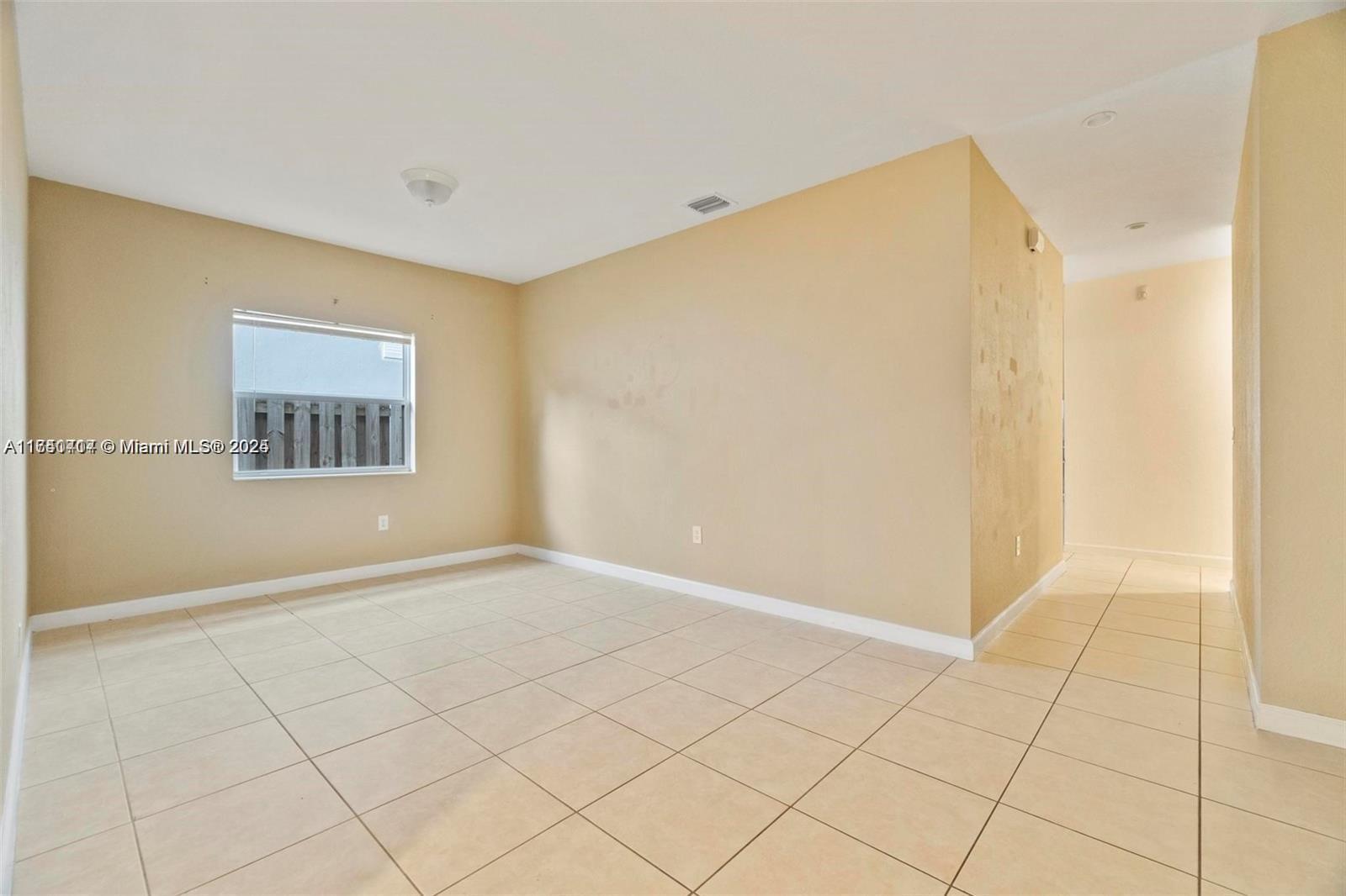 2849 Ne 1st Dr Property Photo 13