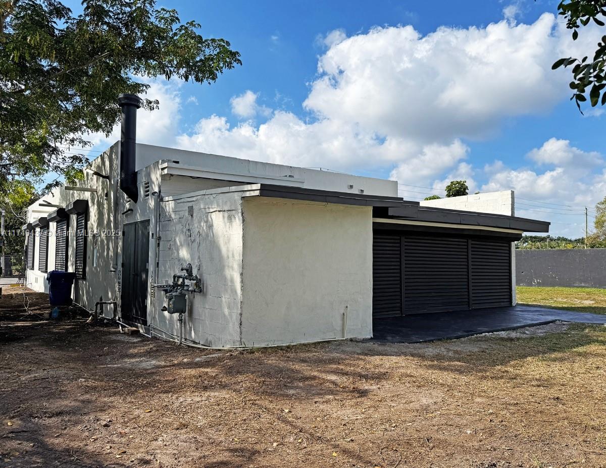 7929 Nw Miami Ct Property Photo 12