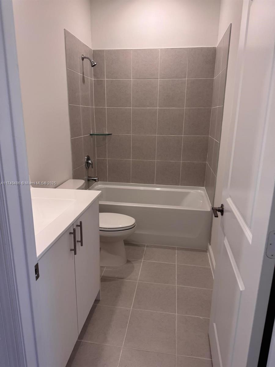 2444 Se 29 Street Property Photo 11