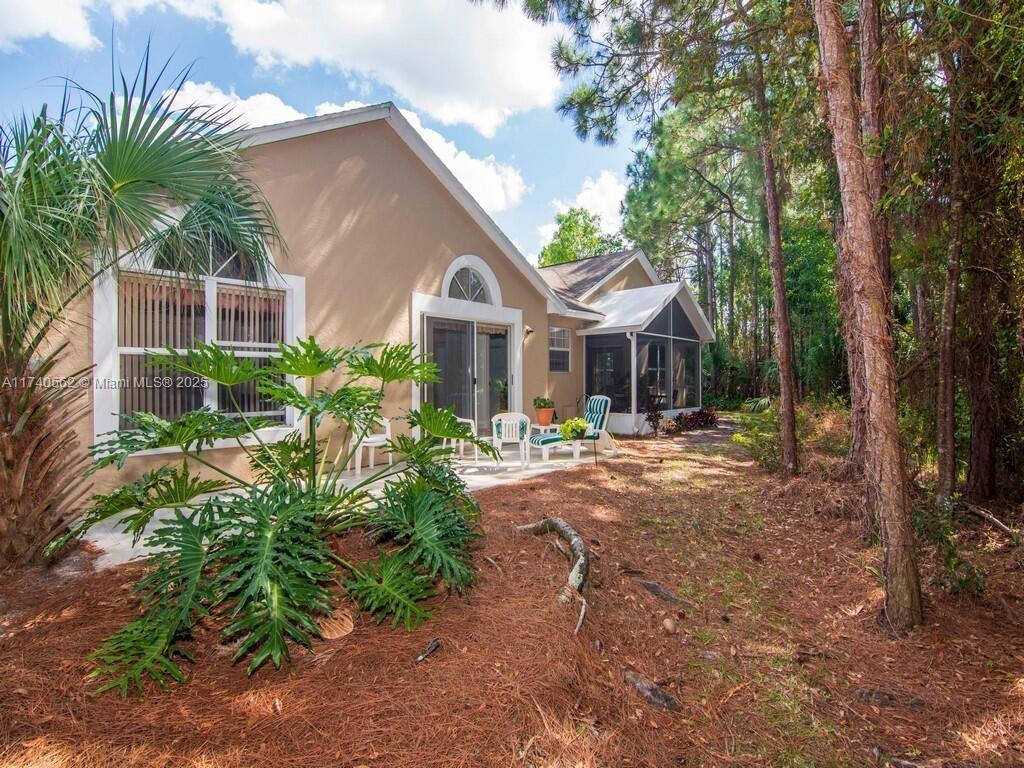 675 Nw San Remo Cir Property Photo 10