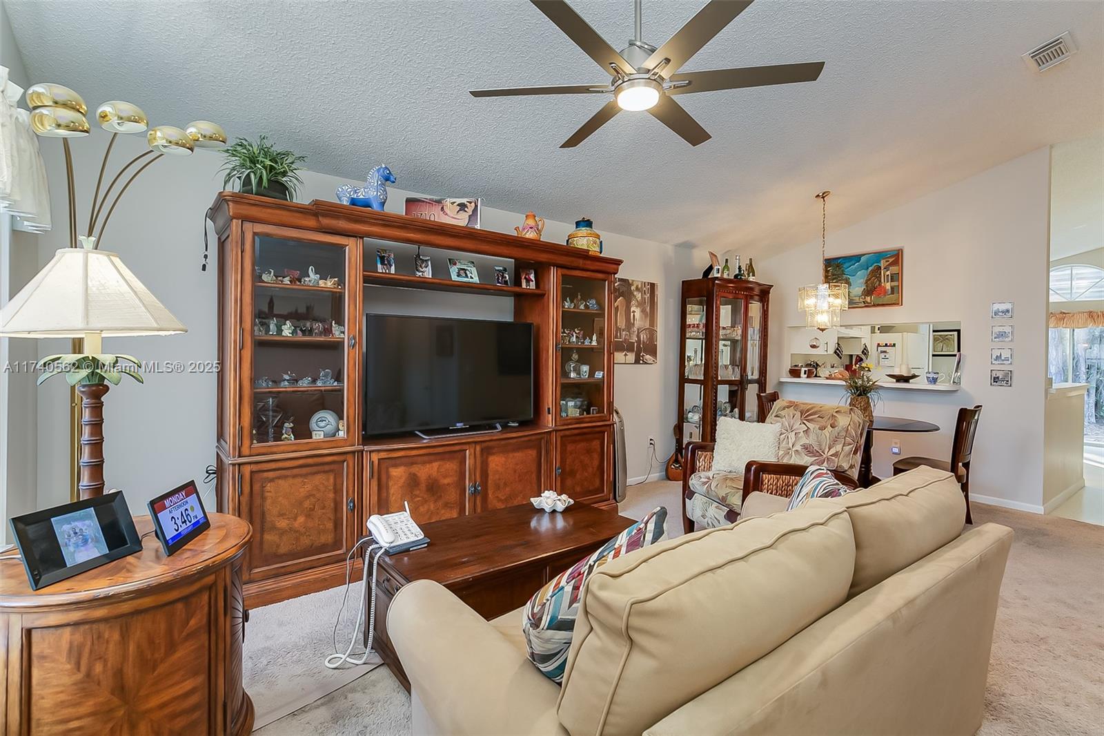 675 Nw San Remo Cir Property Photo 13
