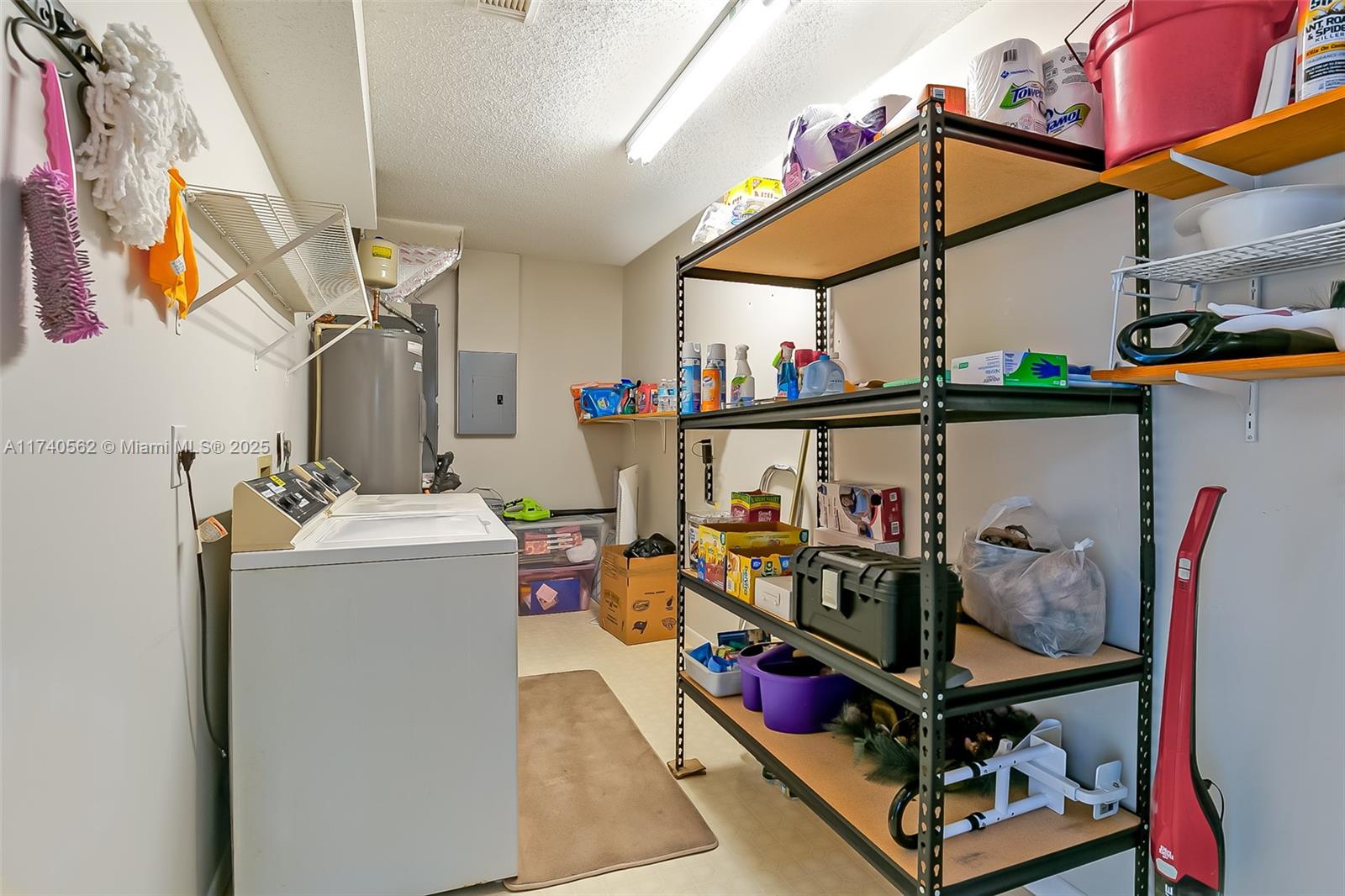 675 Nw San Remo Cir Property Photo 27