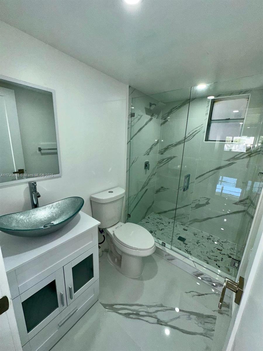 9375 Fontainebleau Blvd L111 Property Photo 13