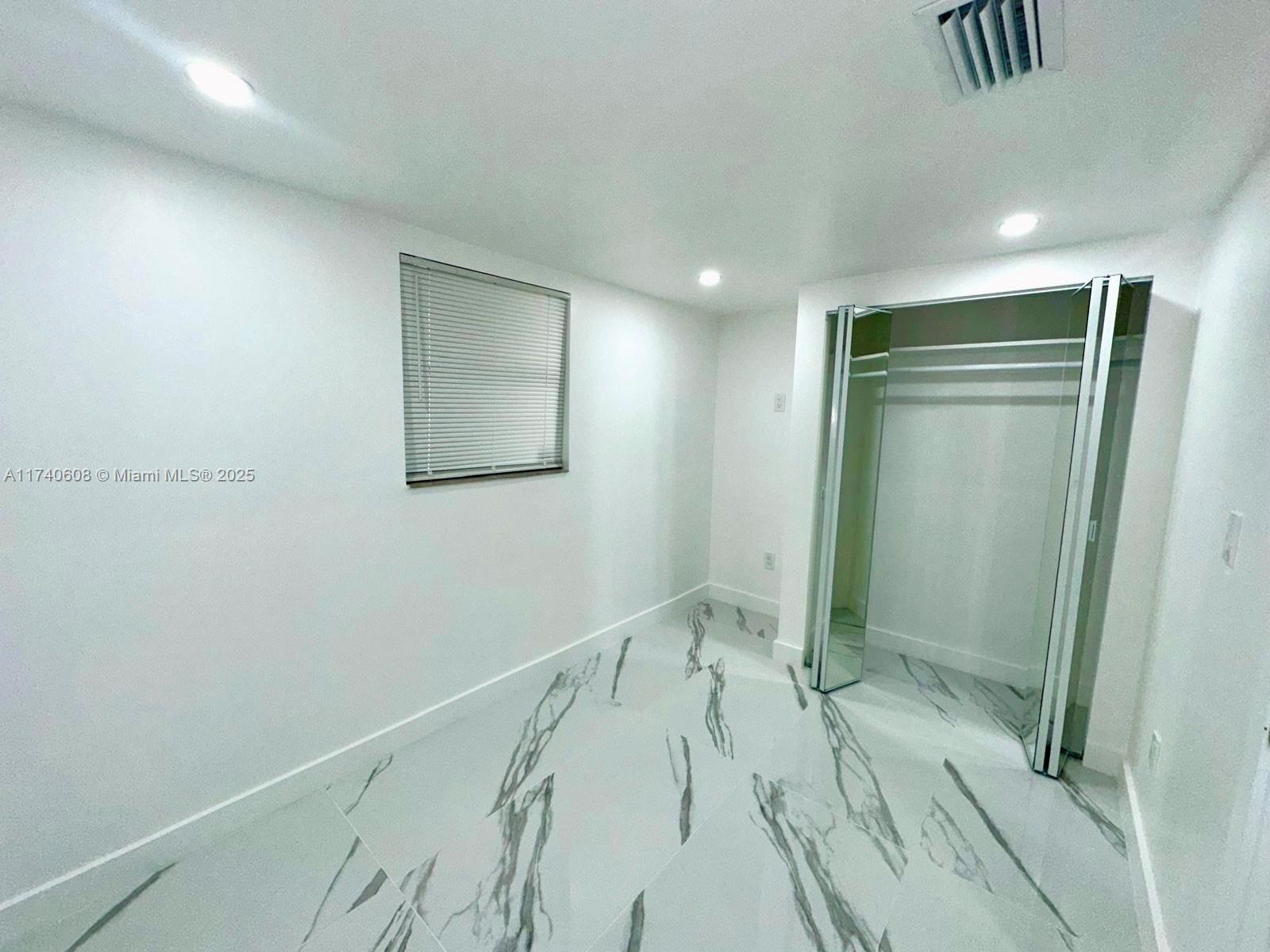 9375 Fontainebleau Blvd L111 Property Photo 14