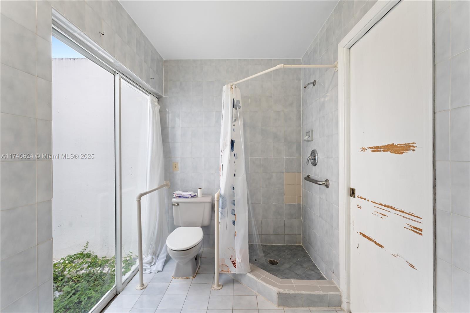14213 Sw 100th Ln Property Photo 5