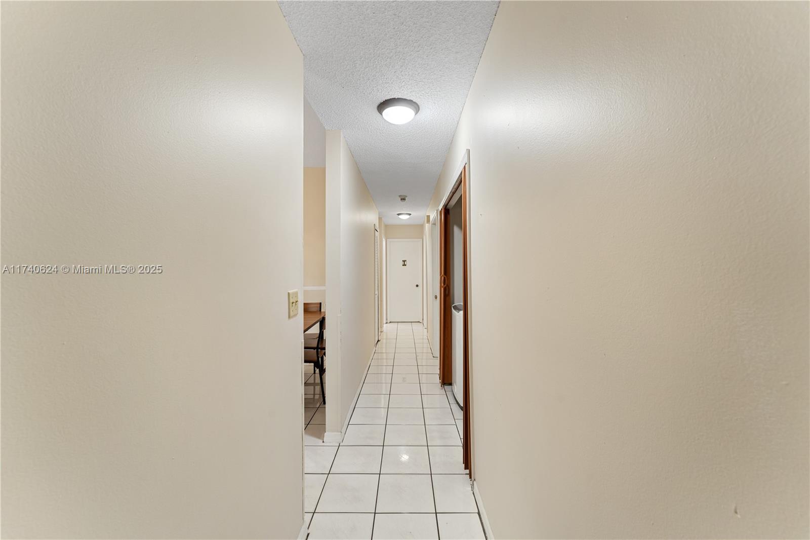 14213 Sw 100th Ln Property Photo 7
