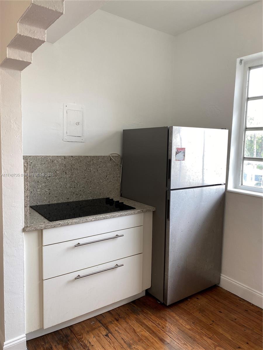 901 Pennsylvania Ave Property Photo 38