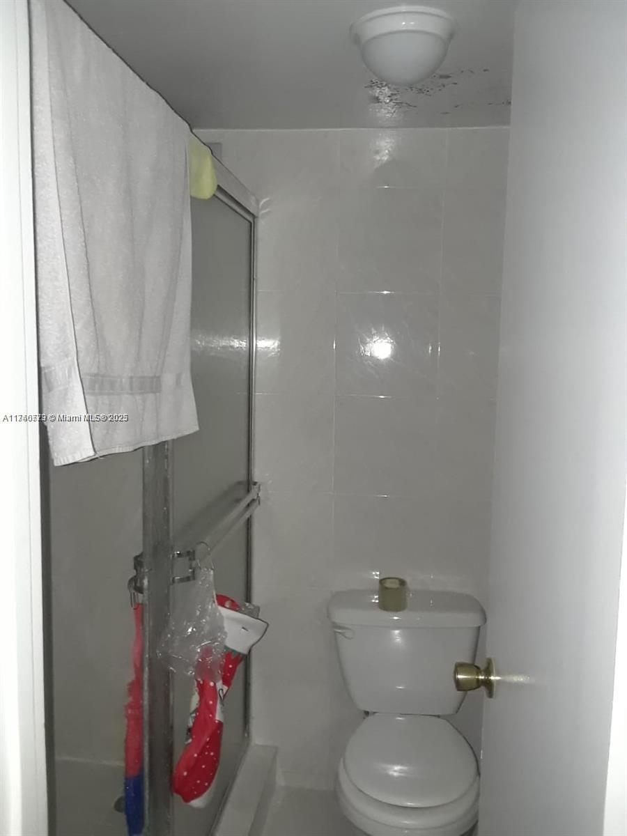 2025 Ne 164th St 611 Property Photo 10