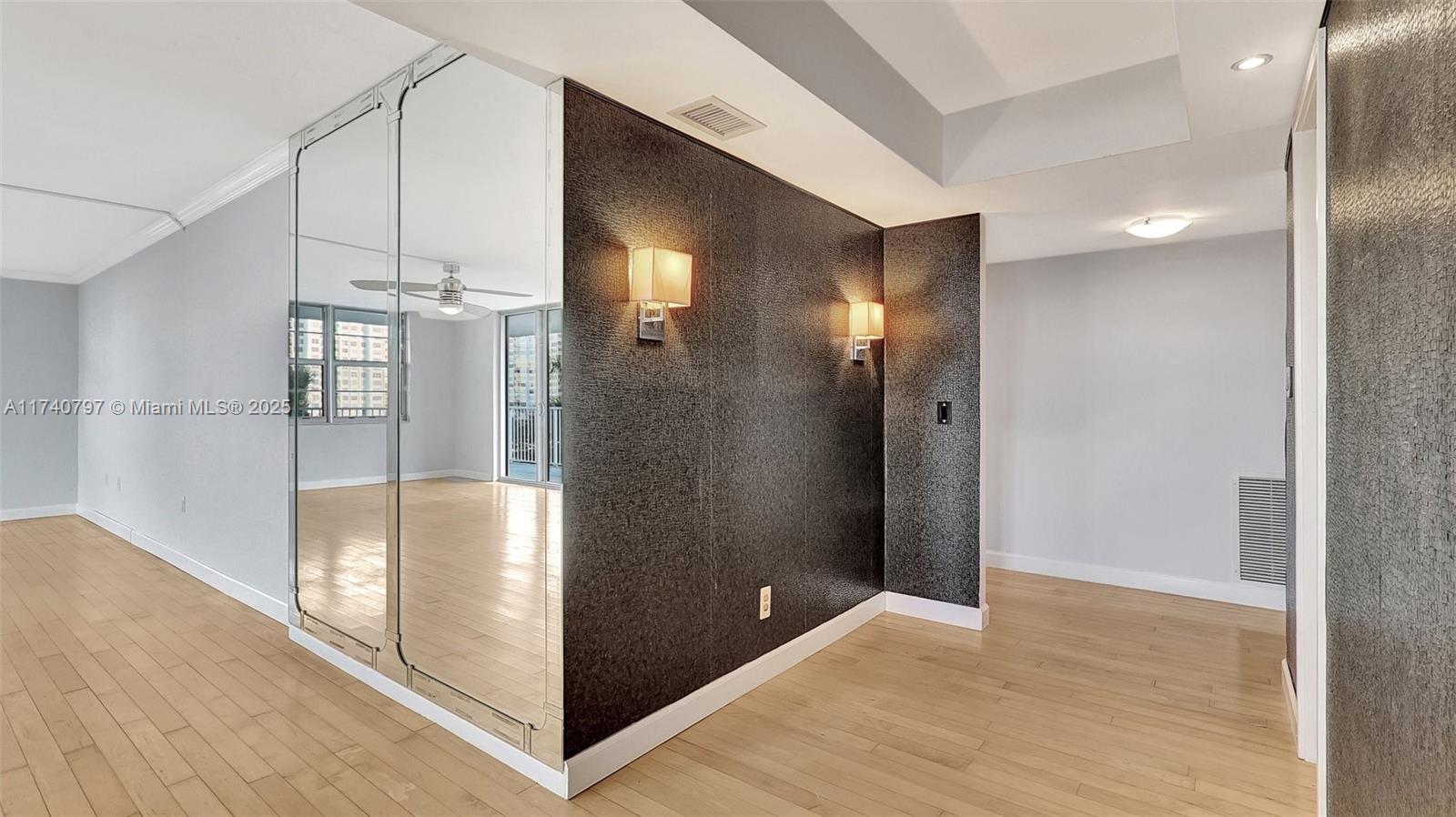 2801 Ne 183rd St 517w Property Photo 5