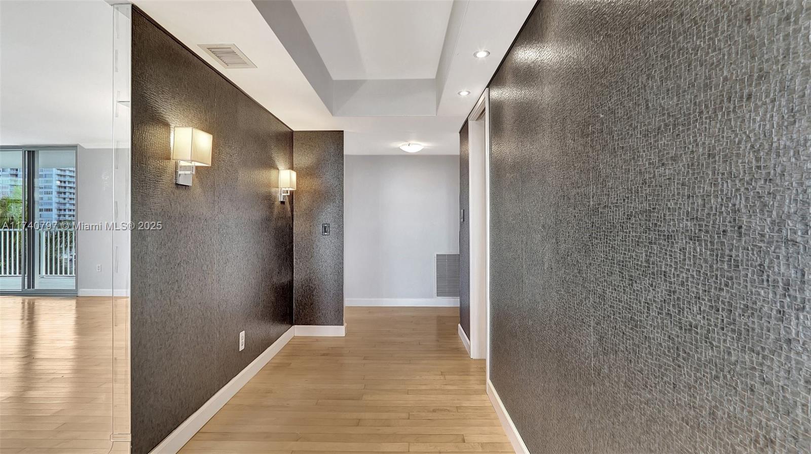 2801 Ne 183rd St 517w Property Photo 7