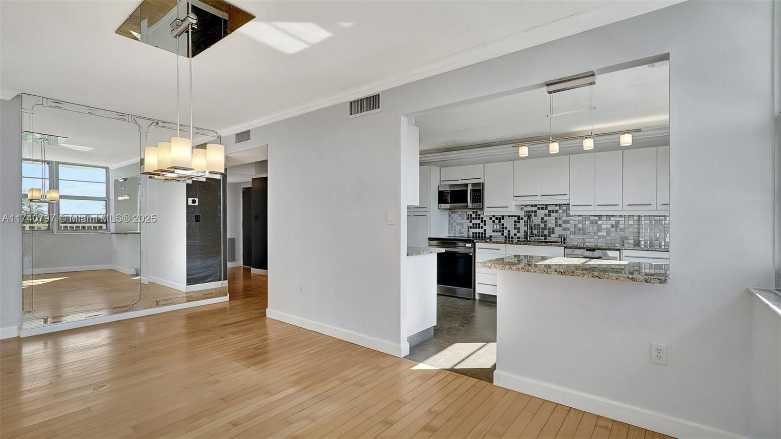 2801 Ne 183rd St 517w Property Photo 14