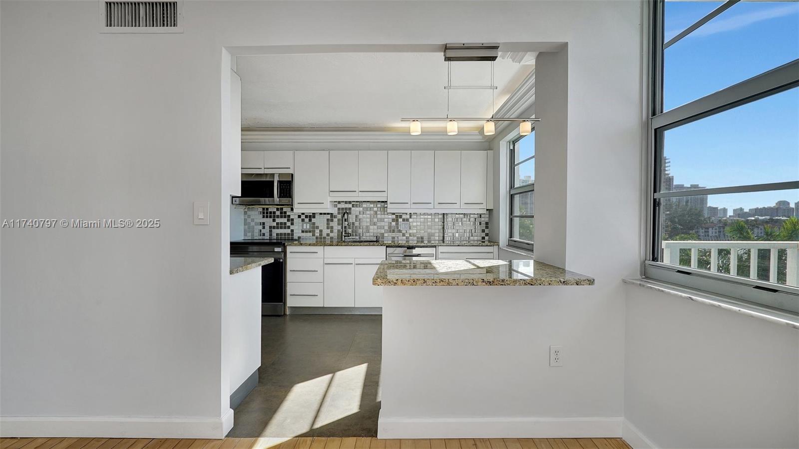 2801 Ne 183rd St 517w Property Photo 16