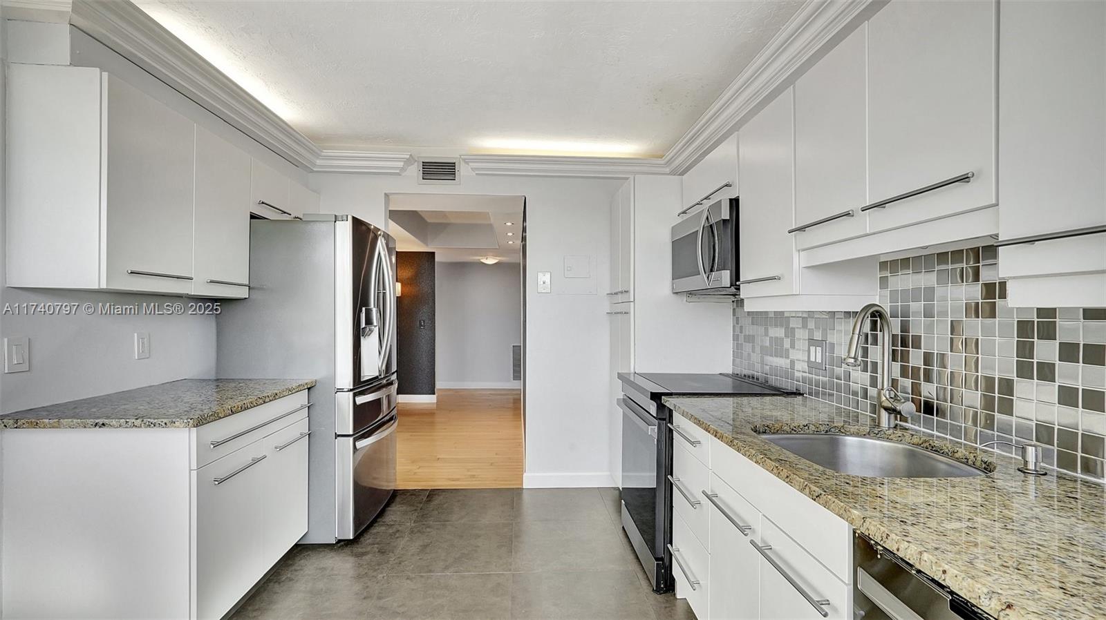 2801 Ne 183rd St 517w Property Photo 20