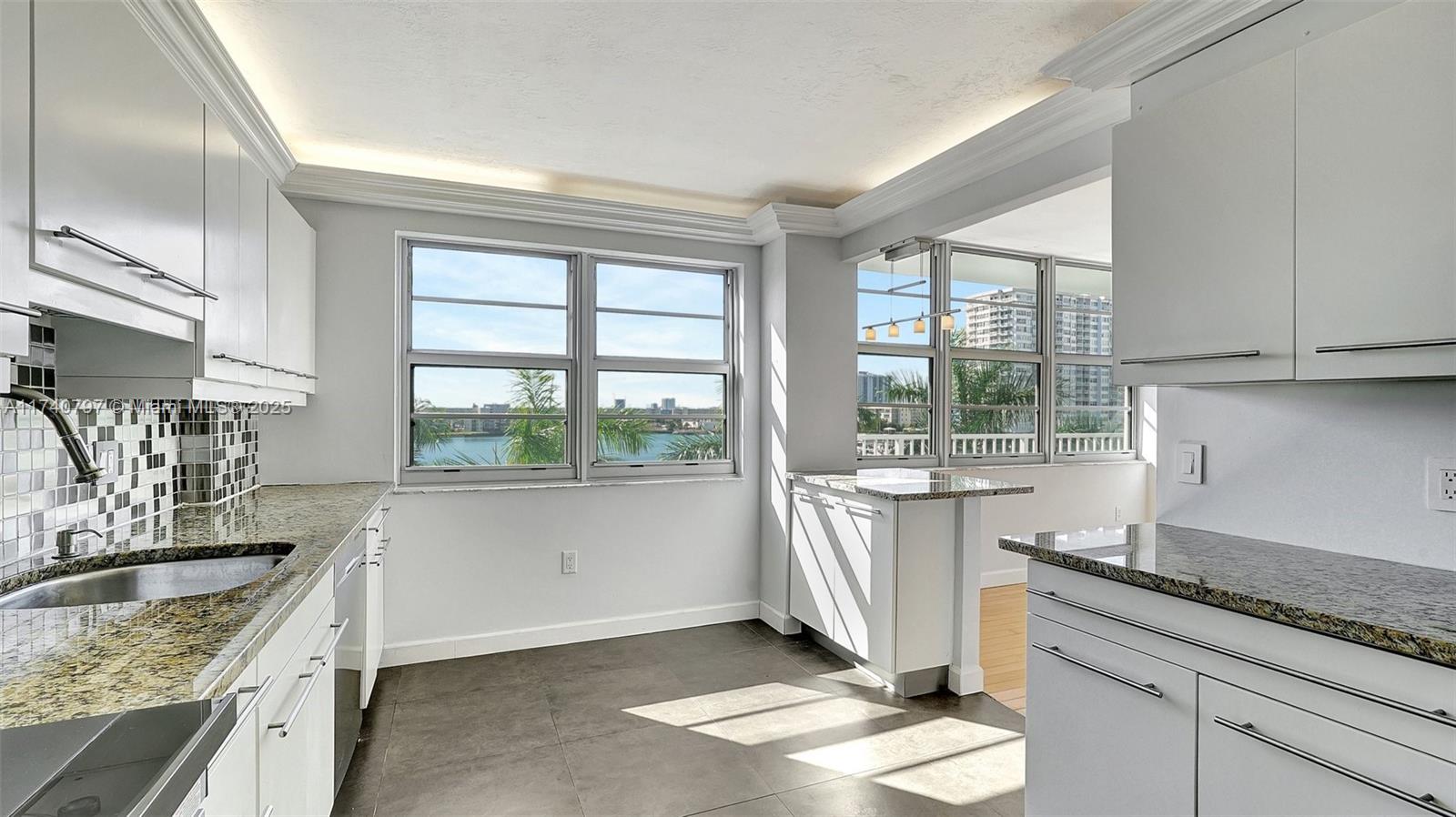 2801 Ne 183rd St 517w Property Photo 22