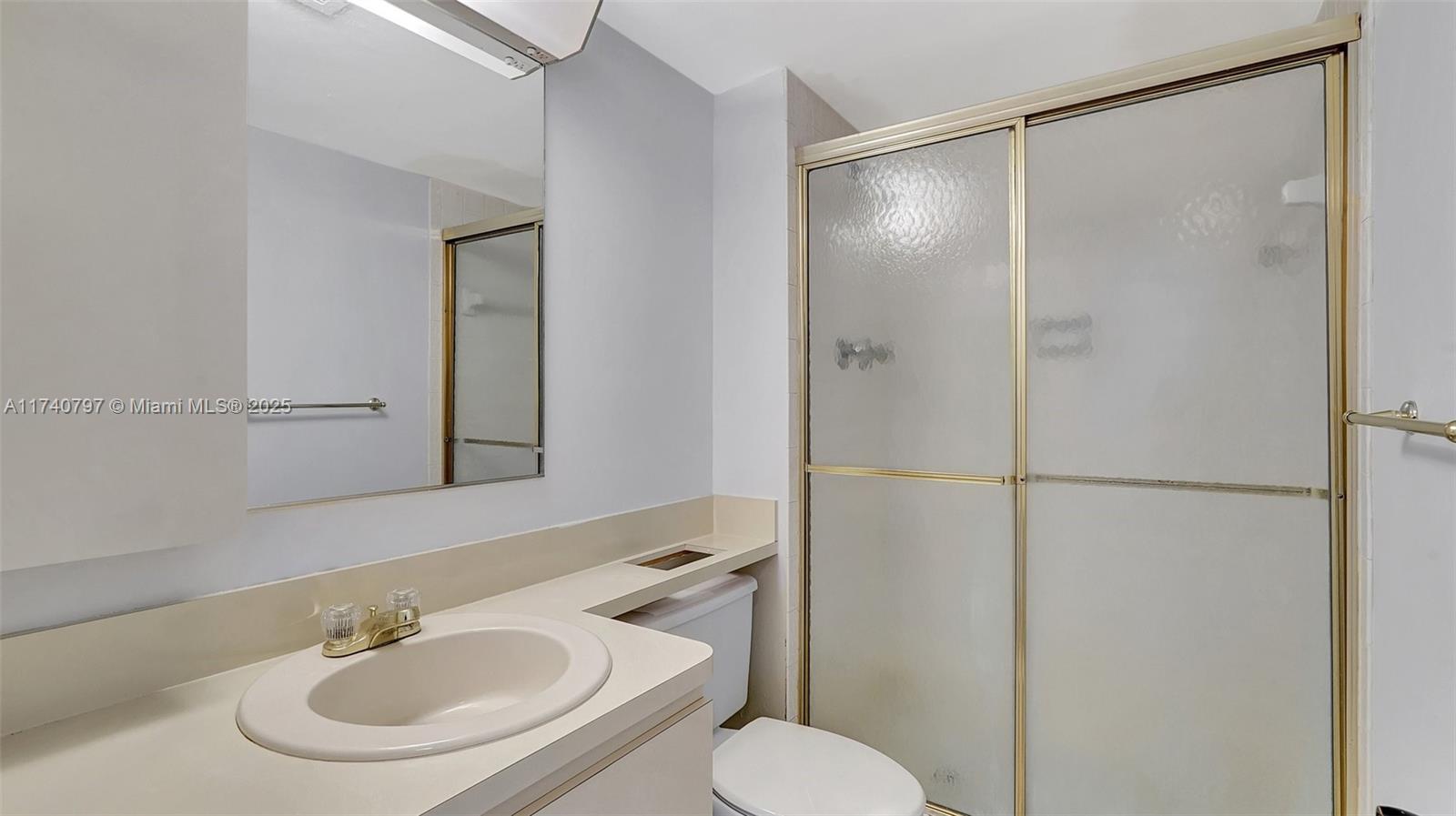 2801 Ne 183rd St 517w Property Photo 25