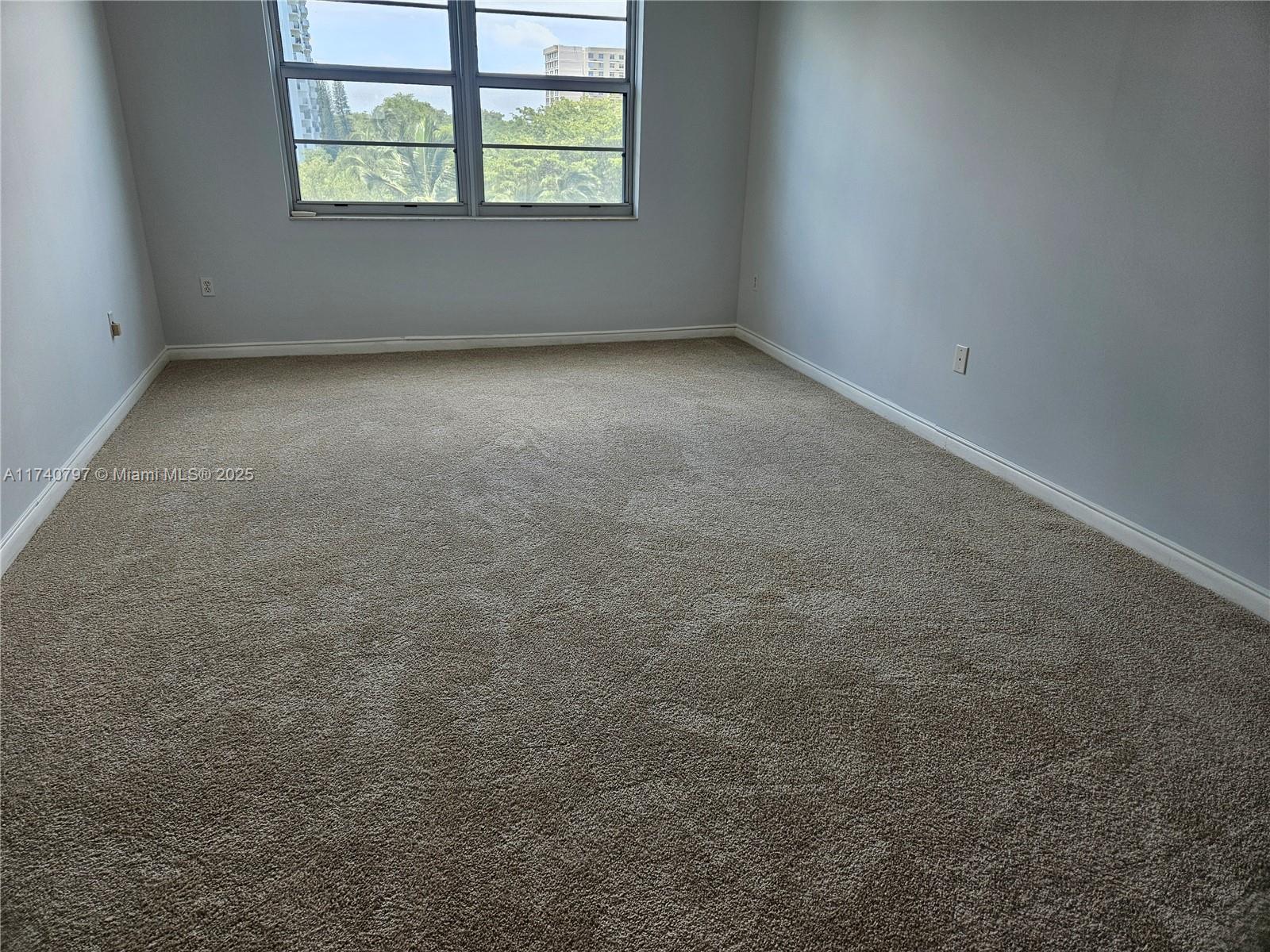 2801 Ne 183rd St 517w Property Photo 33