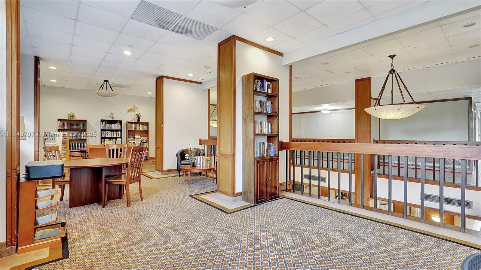 2801 Ne 183rd St 517w Property Photo 52