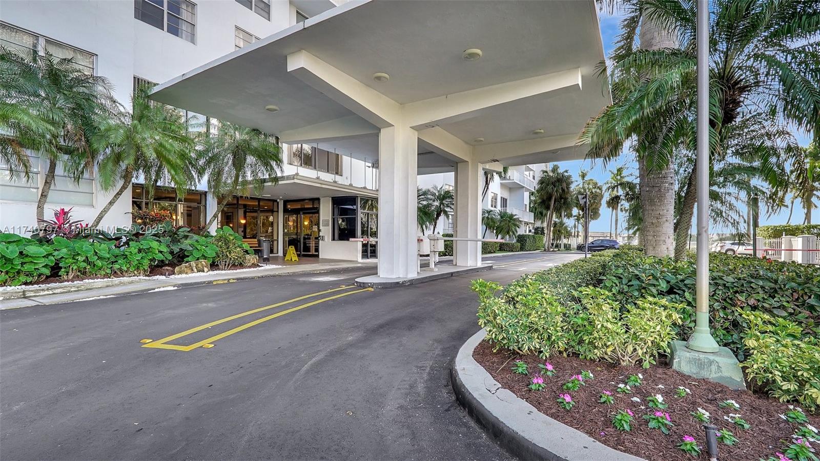 2801 Ne 183rd St 517w Property Photo 64