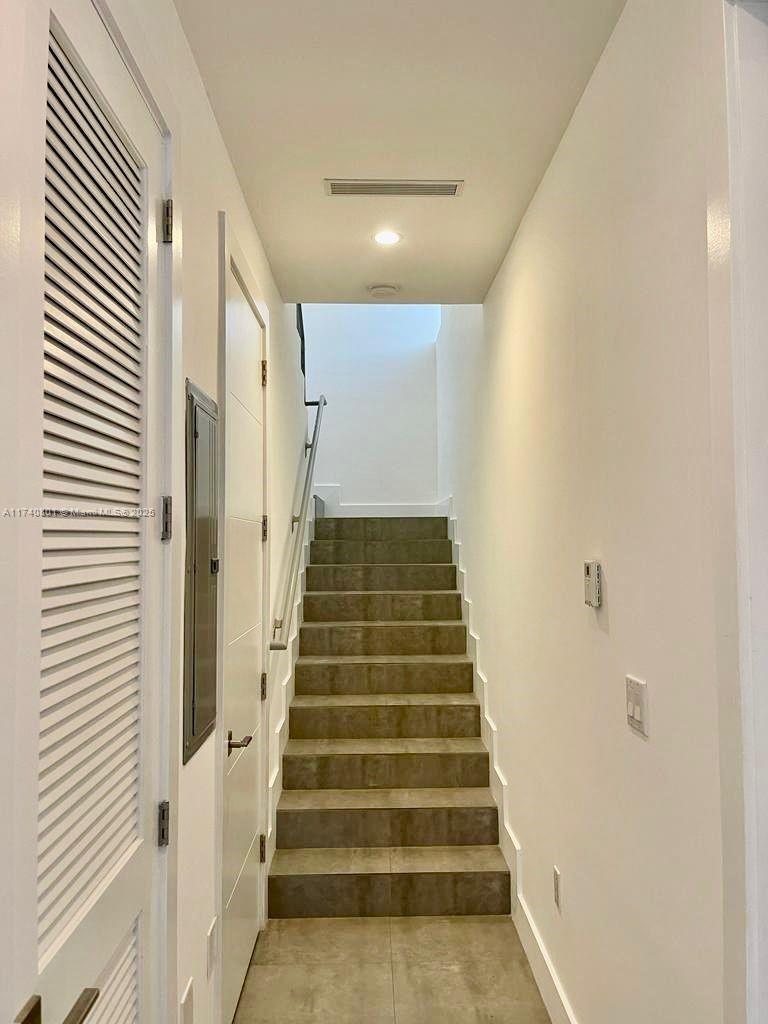 3065 Sw 27th Ter Property Photo 15