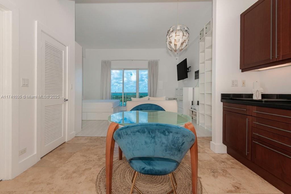2301 Collins Ave 1629 Property Photo 11