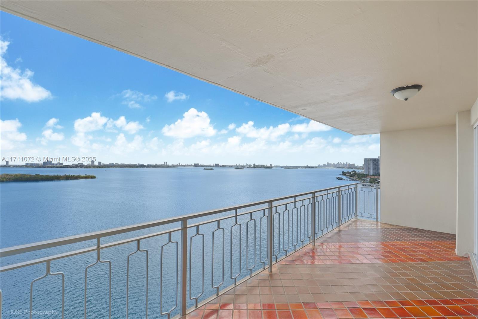 11111 Biscayne Blvd 16a Property Photo 9
