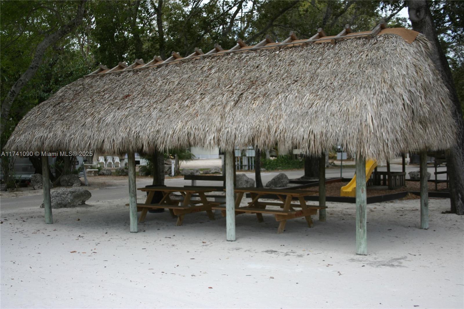 101551 Overseas Hwy 161 Property Photo 4