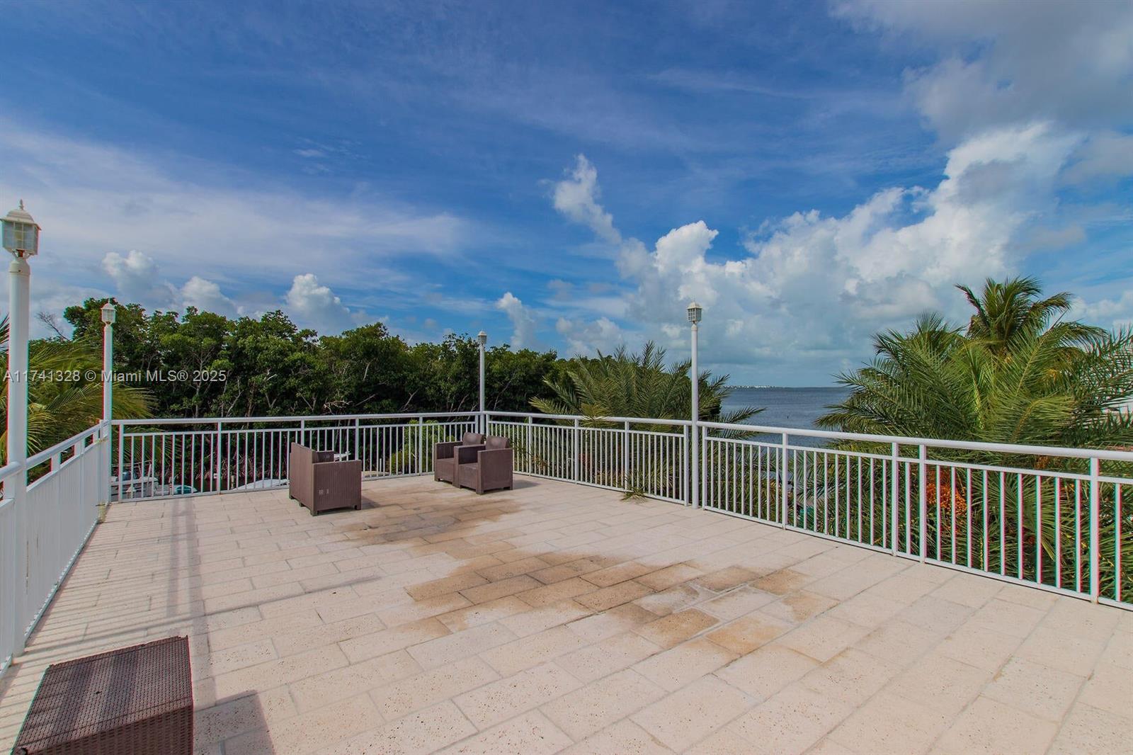 325 Calusa St #462 Property Photo 44