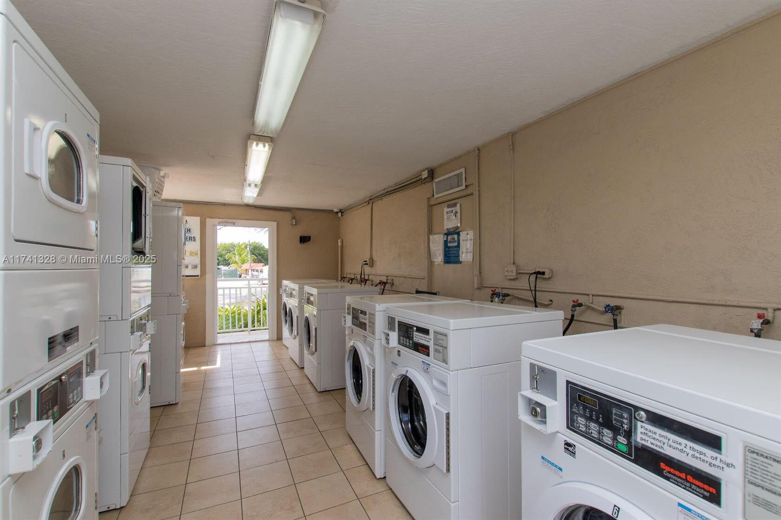 325 Calusa St #462 Property Photo 46