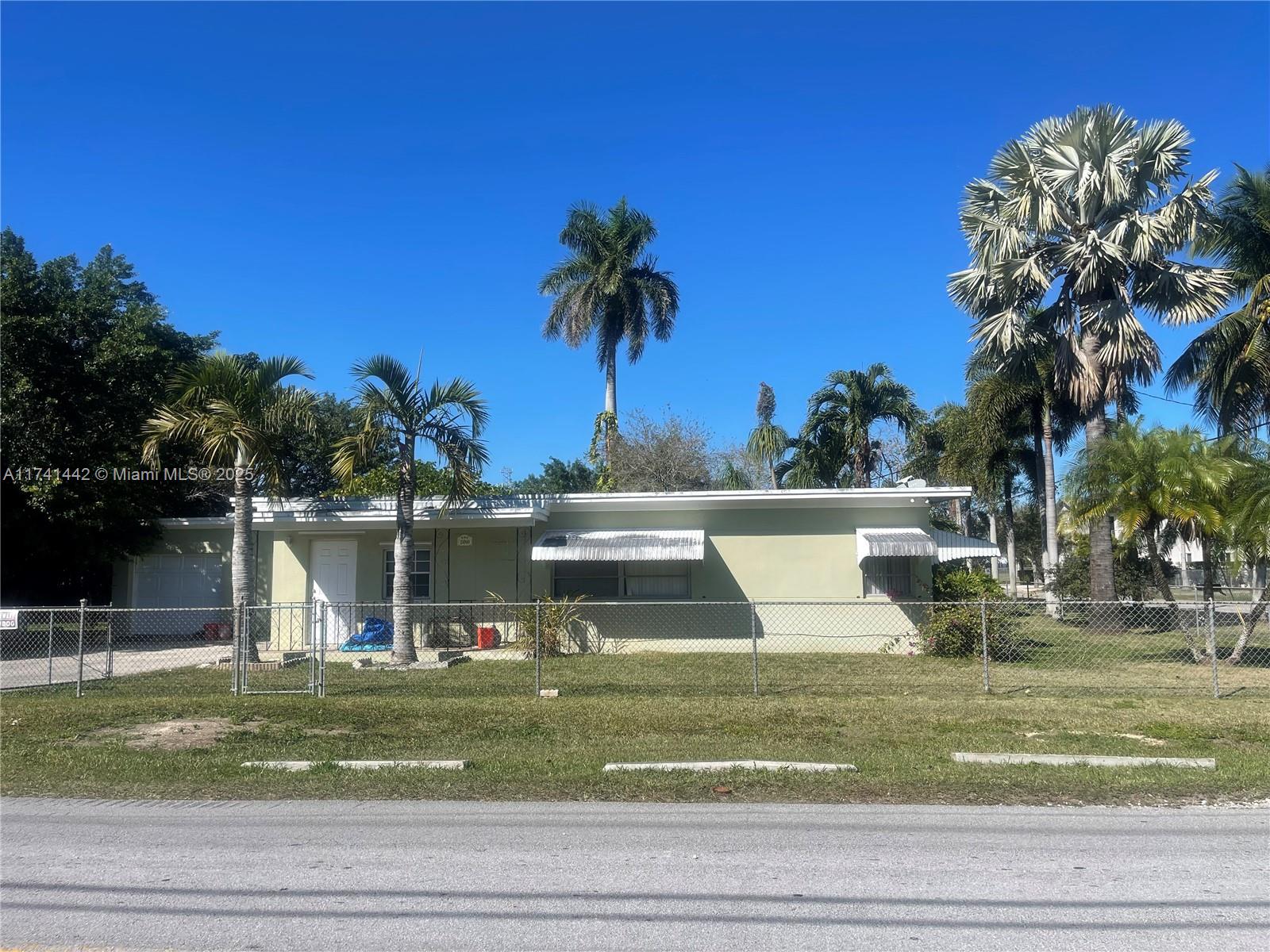 24940 Sw 134th Ct Single Family Property Photo 6