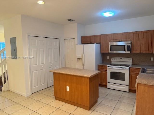 1638 Se 31st Ct 1638 Property Photo 7