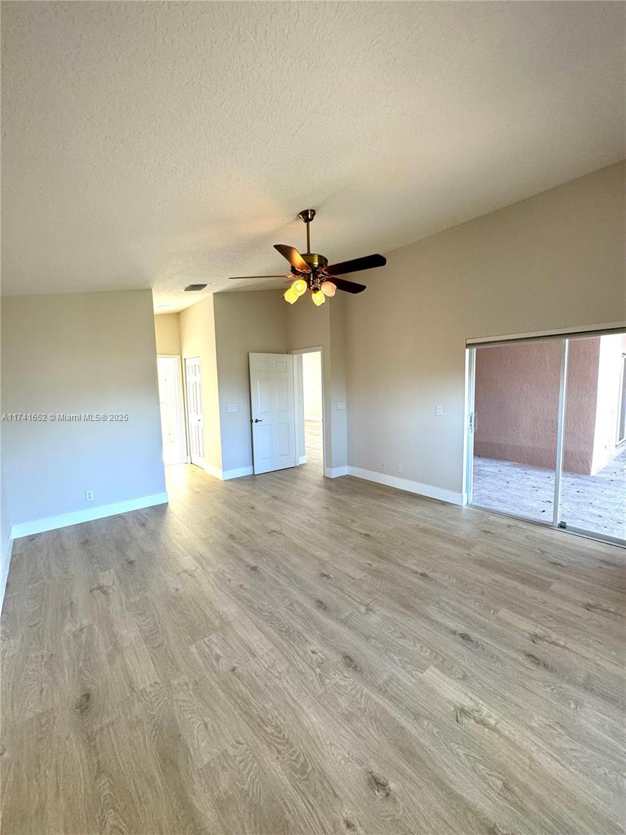 7633 Trapani Ln Property Photo 15