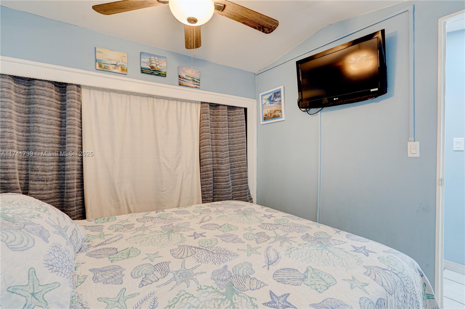 65821 Overseas Highway 98 Property Photo 19