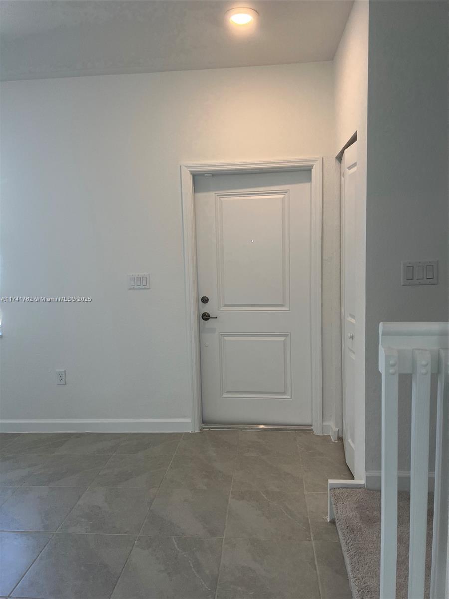 1727 Se 26th Ter Property Photo 13