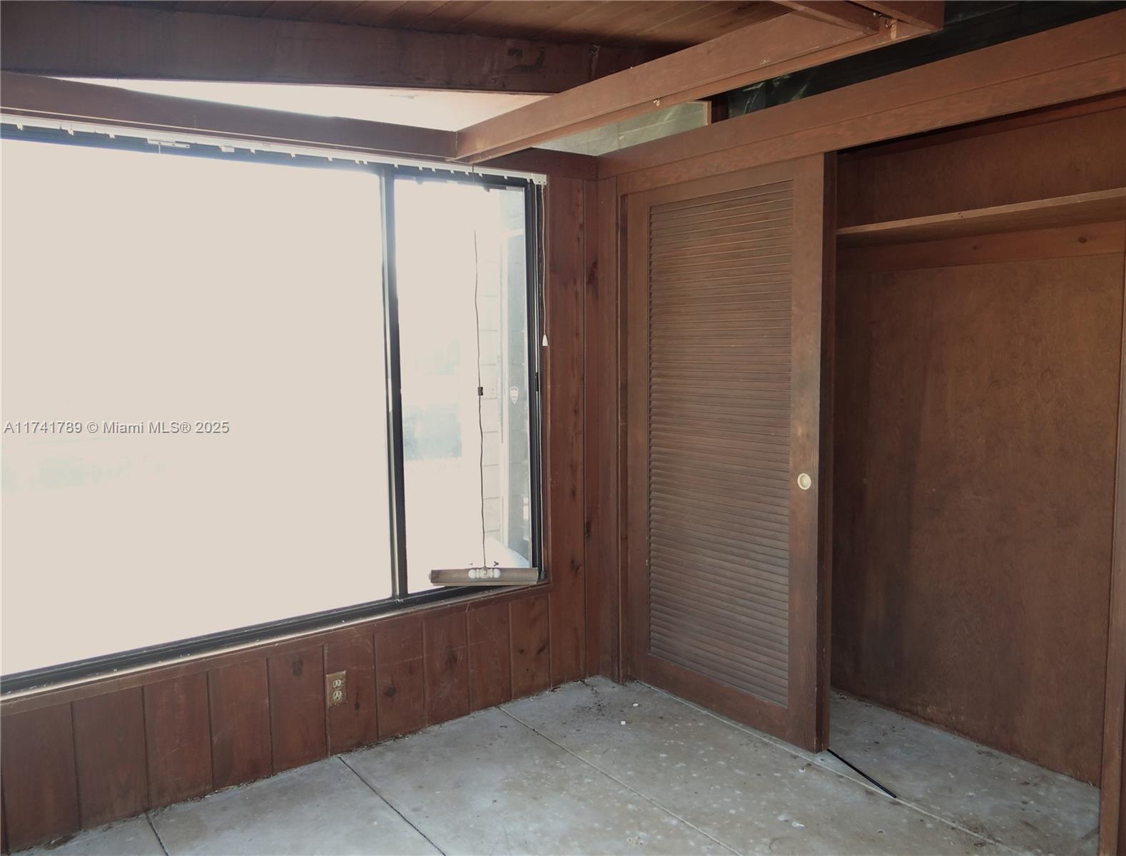 1756 Ne 36th St Property Photo 44