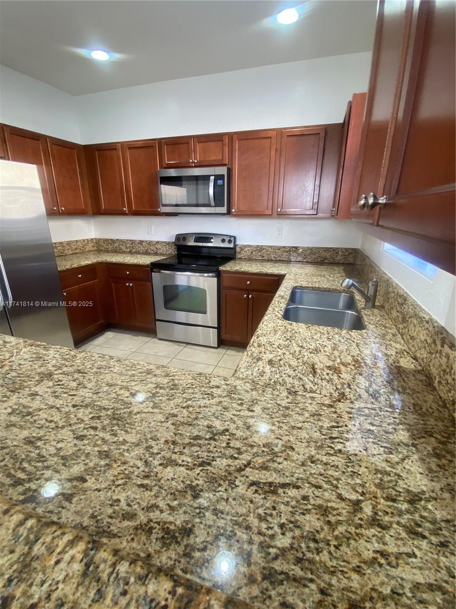 11329 Sw 234th Ln 11329 Property Photo 12