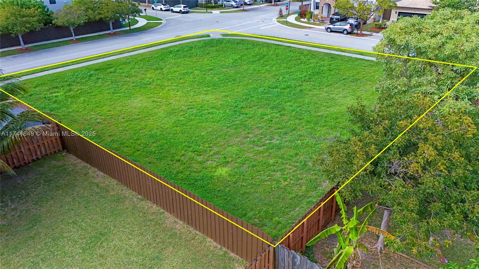 0 Fl 33032-0000 Property Photo 11