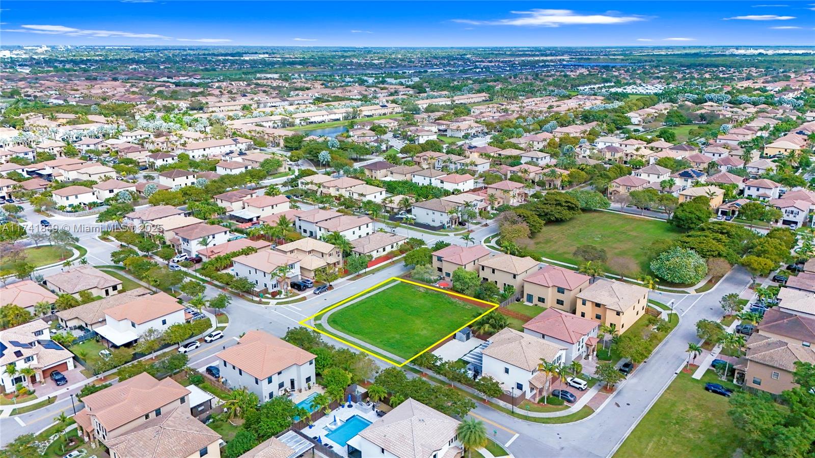 0 Fl 33032-0000 Property Photo 13