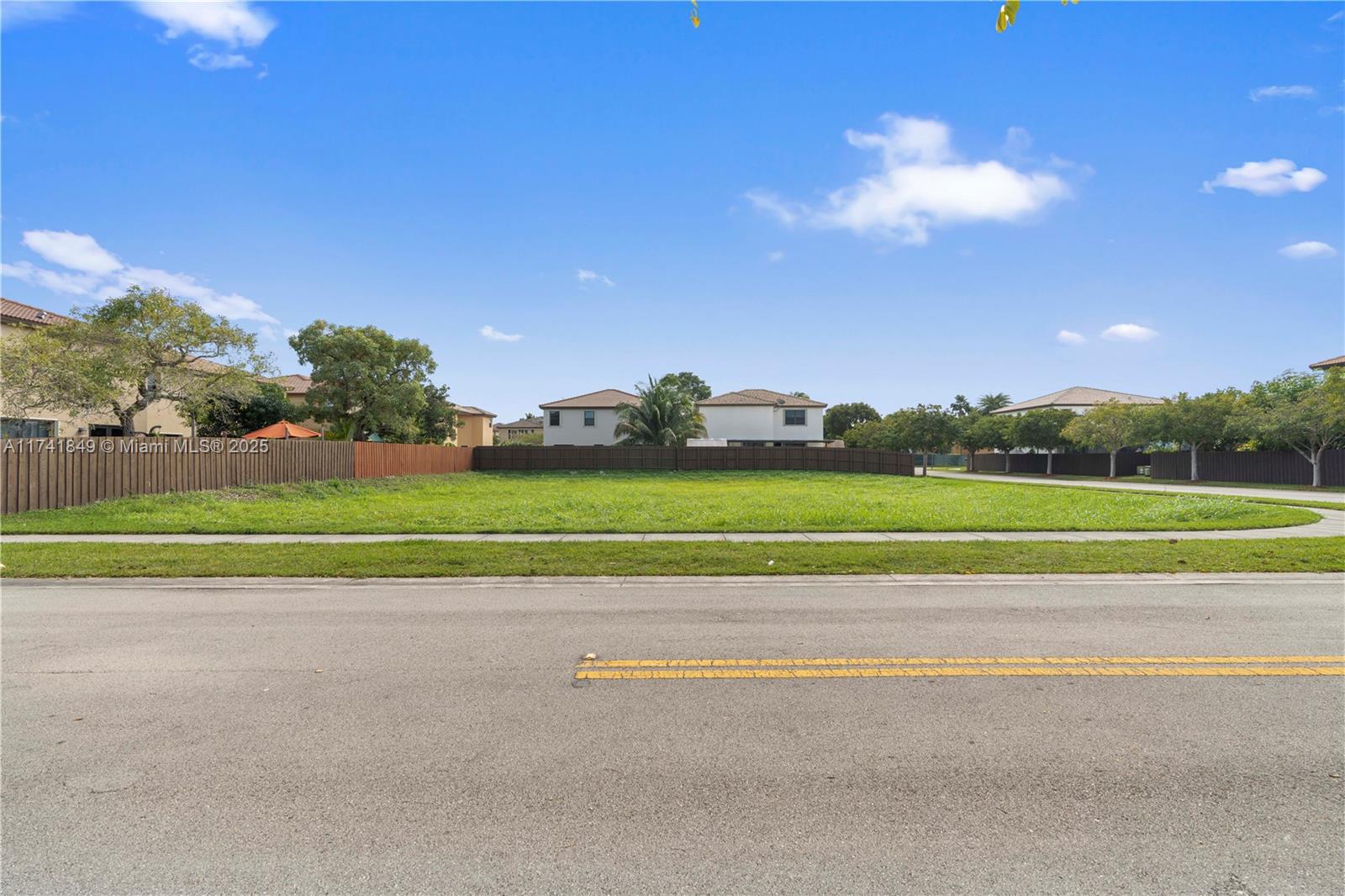 0 Fl 33032-0000 Property Photo 16