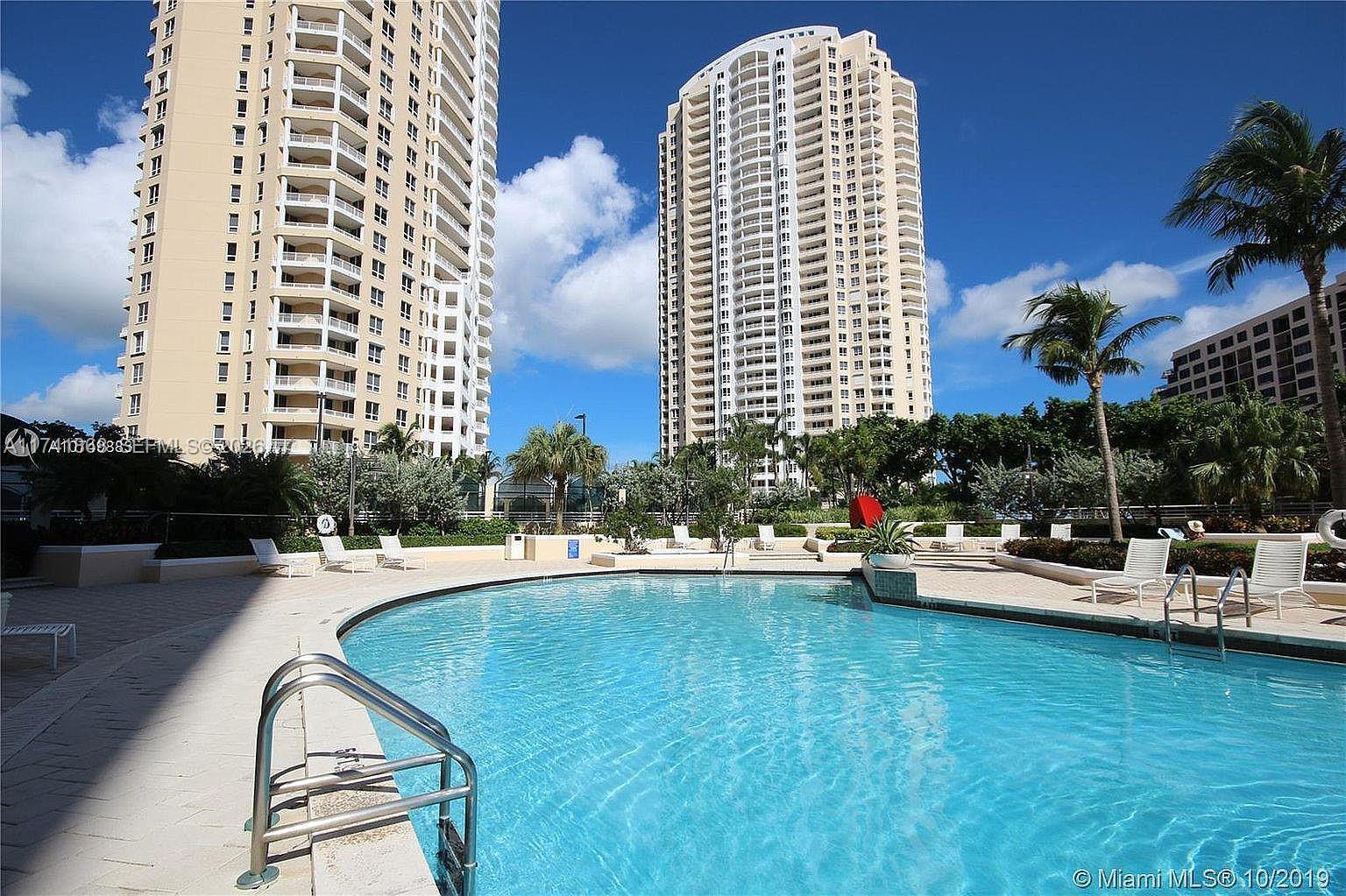 888 Brickell Key Dr 600 Property Photo 1