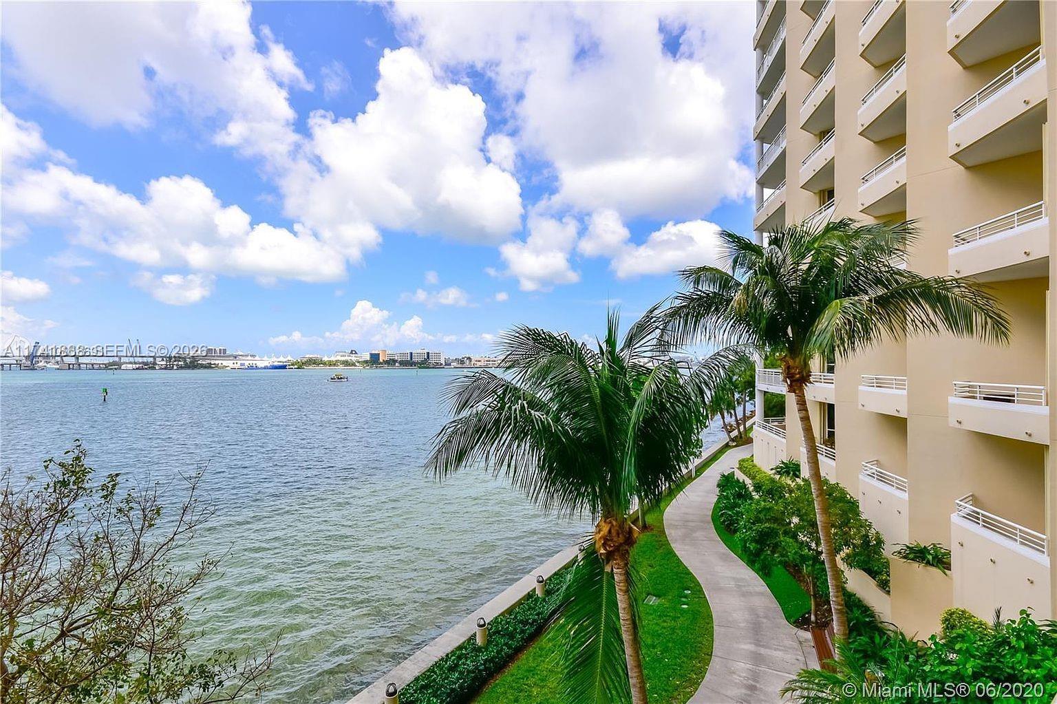 888 Brickell Key Dr 600 Property Photo 3