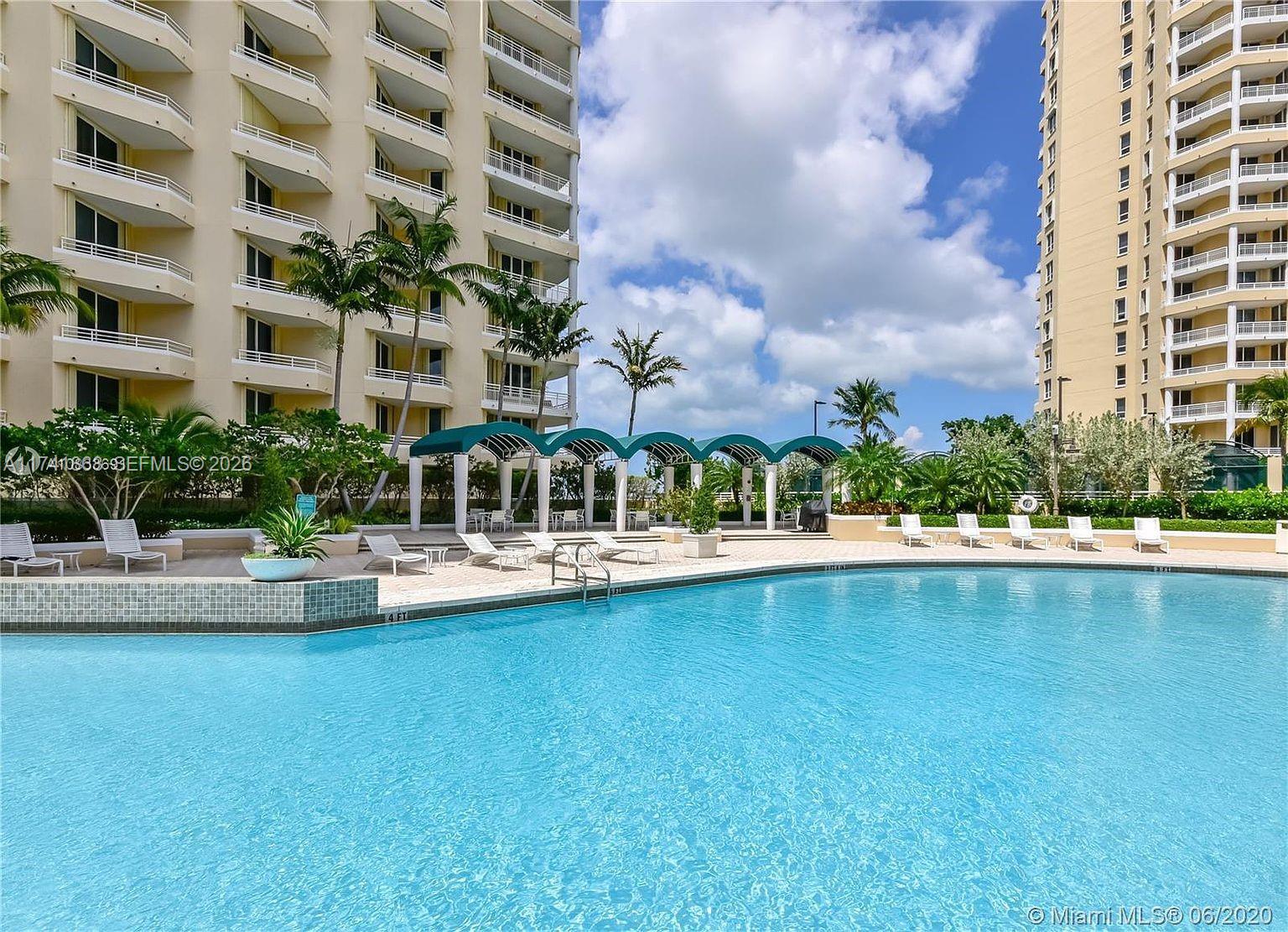 888 Brickell Key Dr 600 Property Photo 17
