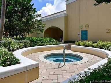 888 Brickell Key Dr 600 Property Photo 20