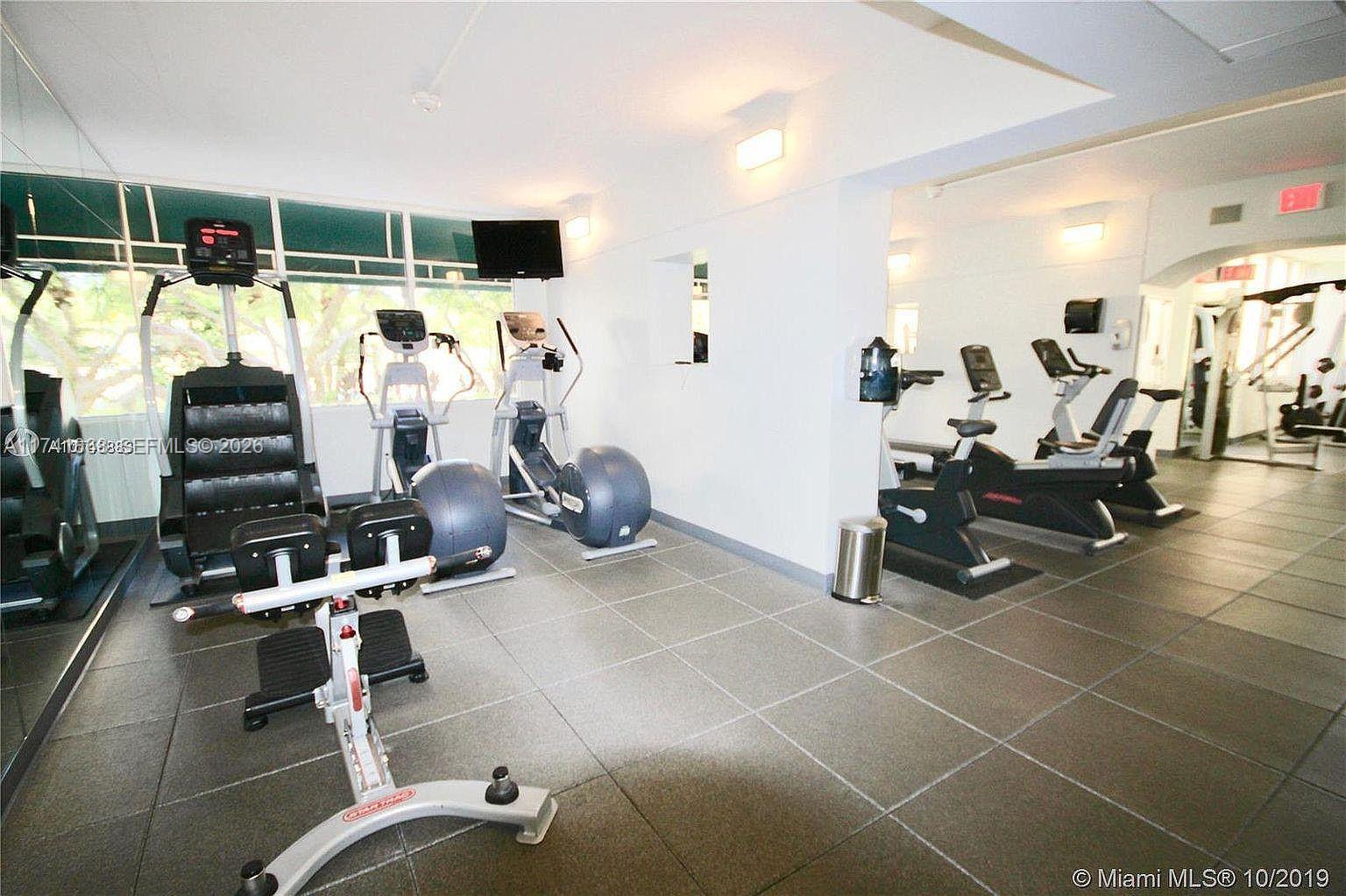 888 Brickell Key Dr 600 Property Photo 23