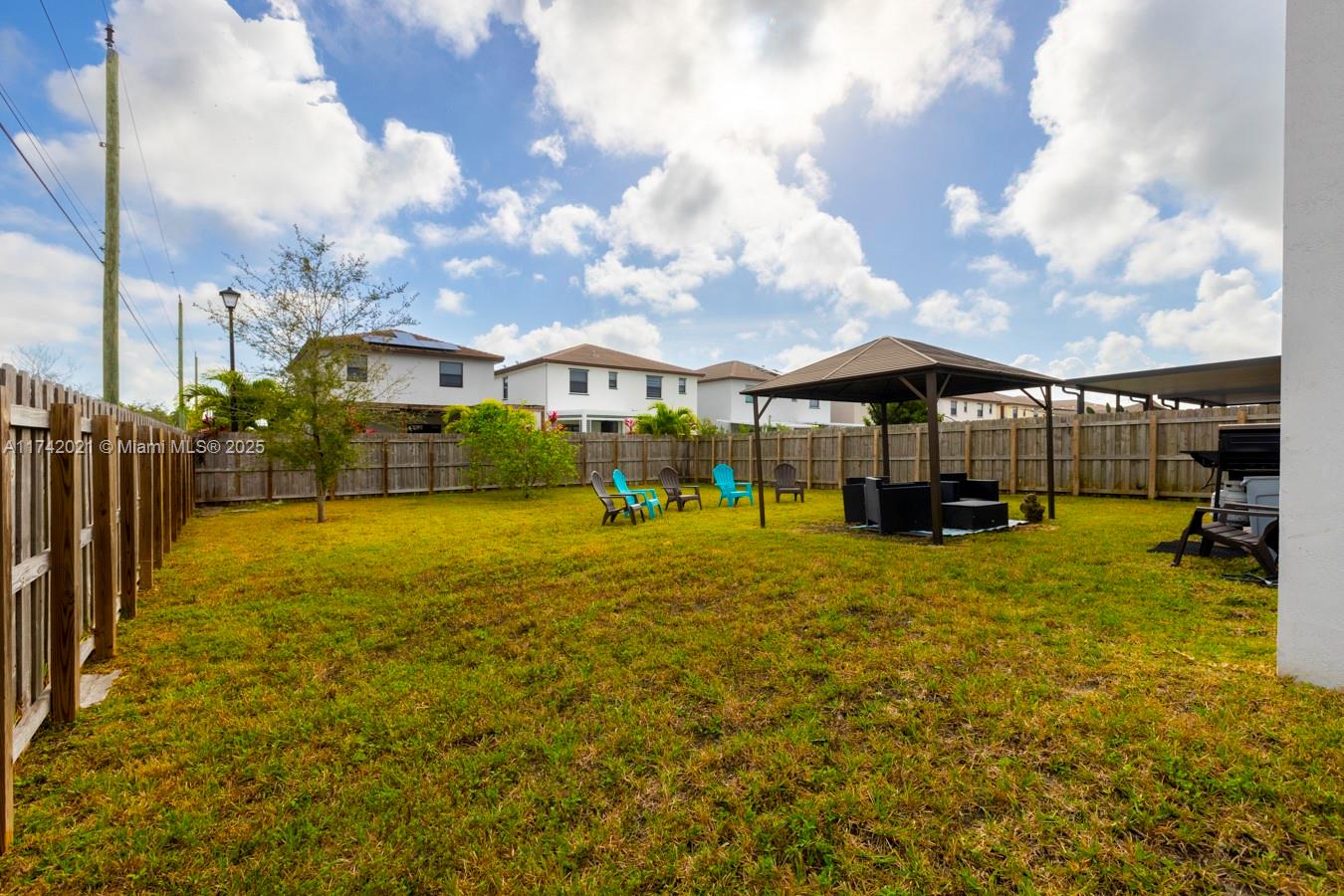 25407 Sw 108th Ct Property Photo 8