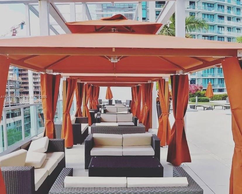 Luxury Outdoor Furniture For Sale In Miami Property Photo 3