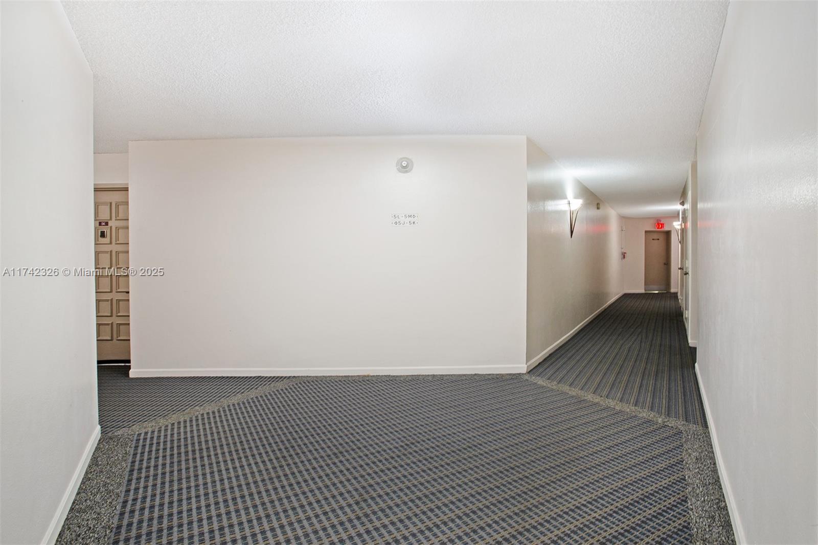 6911 Environ Blvd 5l Property Photo 23