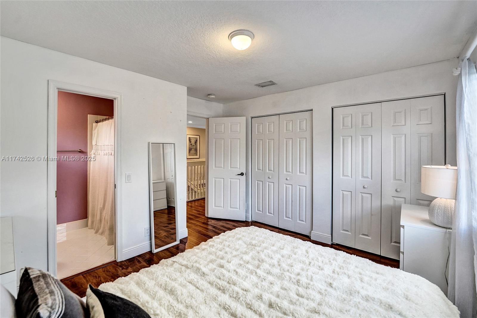 3892 Falcon Ridge Cir Property Photo 32