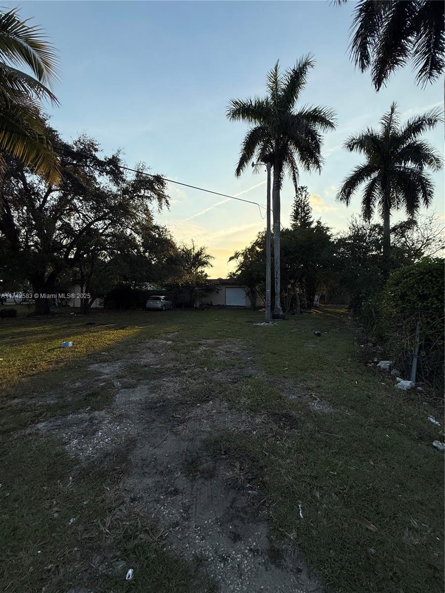 9 Ct. Ne 2 Avenue Property Photo 10