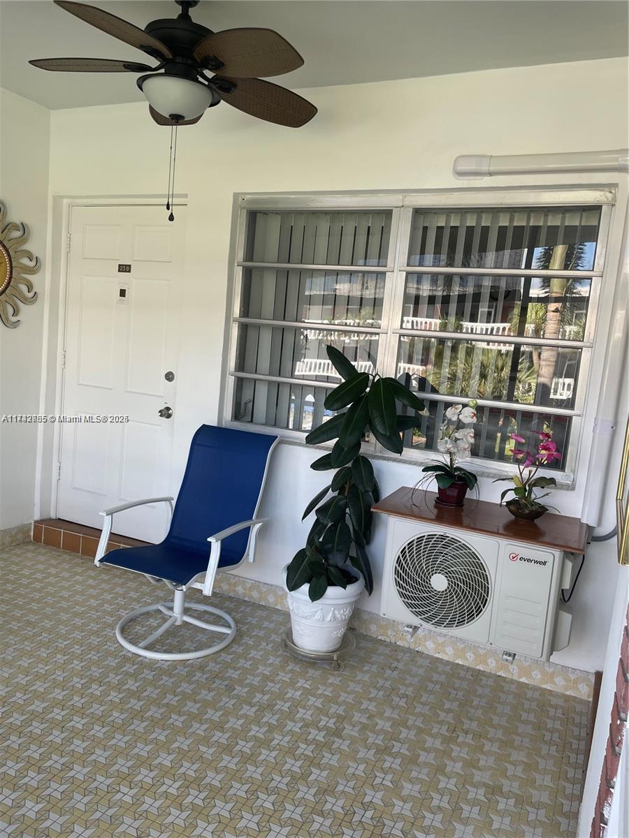 181 Ne 14th Ave 23b Property Photo 15